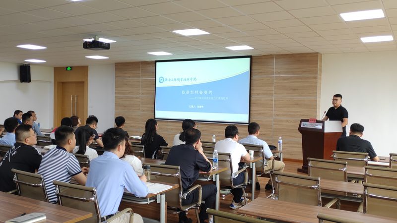 叉车培训，随到随学，上海职场人士的新选择**